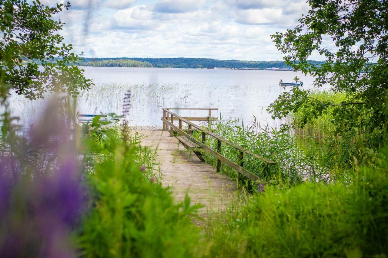 Karlskoga Folkhoegskola Vandrarhem Udden Buitenkant foto
